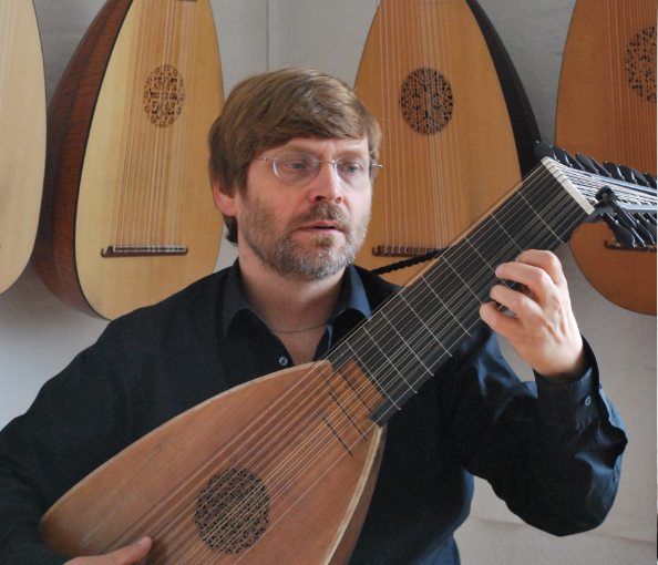 Andreas Schlegel - presentation of his collection of historical plucked instruments